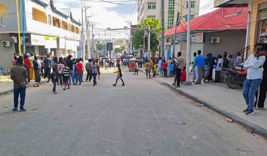 Somali'de güvenlik güçleri ile muhalif milisler arasında çatışma