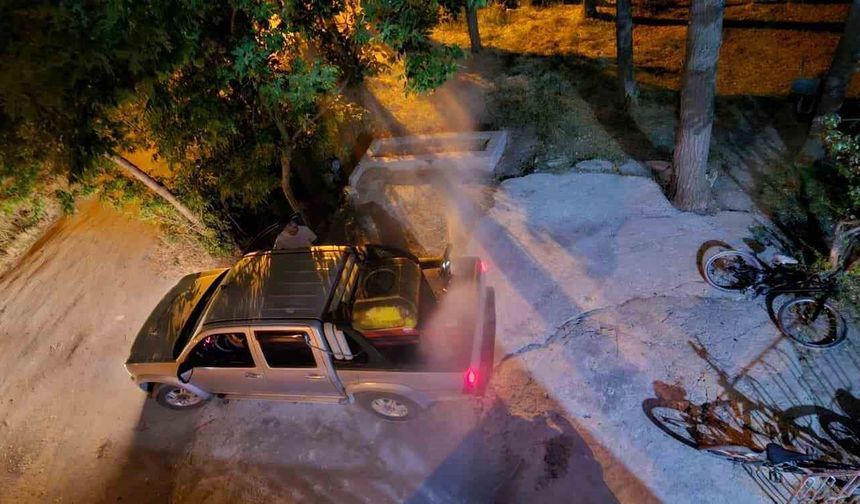 Hasköy Belediyesi'nden sivrisinek ve haşerelere karşı yoğun mesai