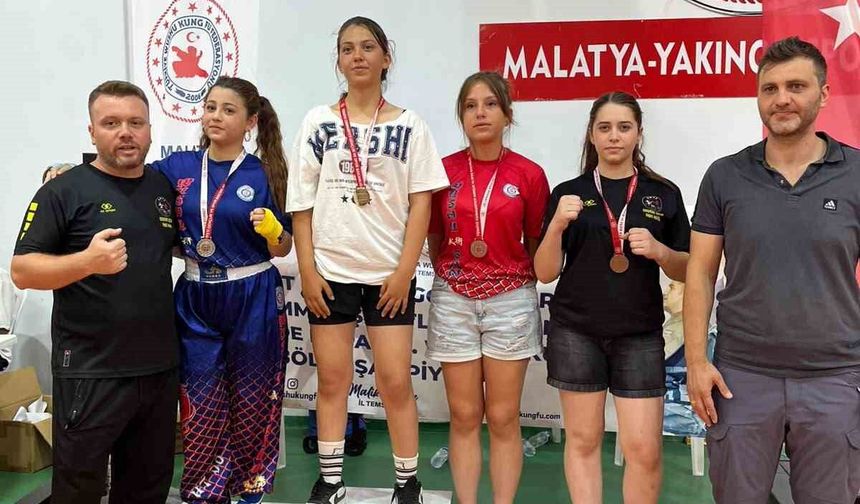Niğde Wushu Takımı Malatya'dan 17 madalyayla döndü