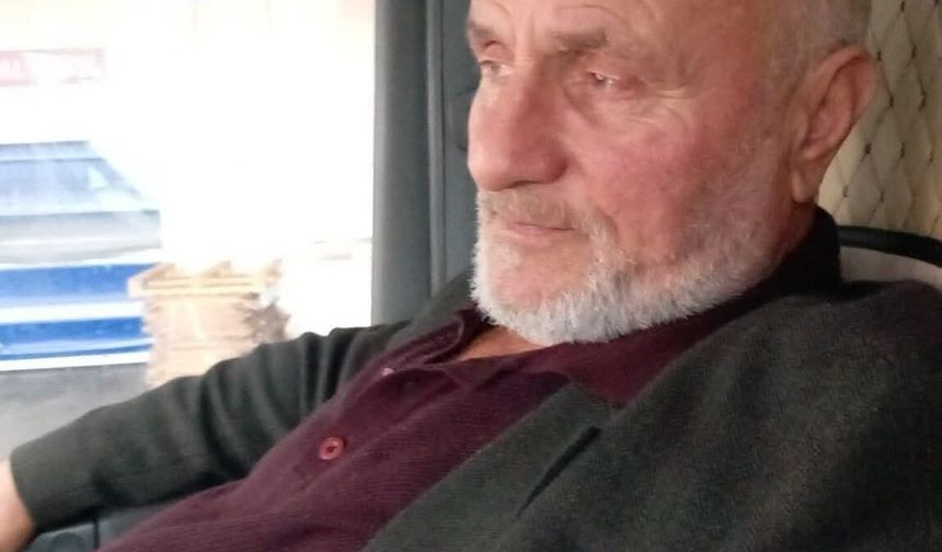 Devrilen traktörün altında kalan sürücü hayatını kaybetti