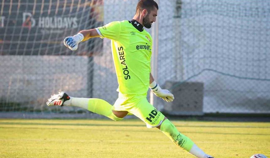 Göztepe kalesinde forma rekabeti yaşanacak