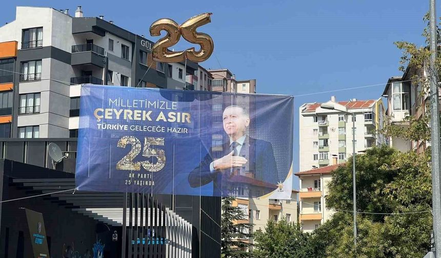 Talas'ta AK Parti'nin 25. Yıldönümü'nde coşkulu kutlama