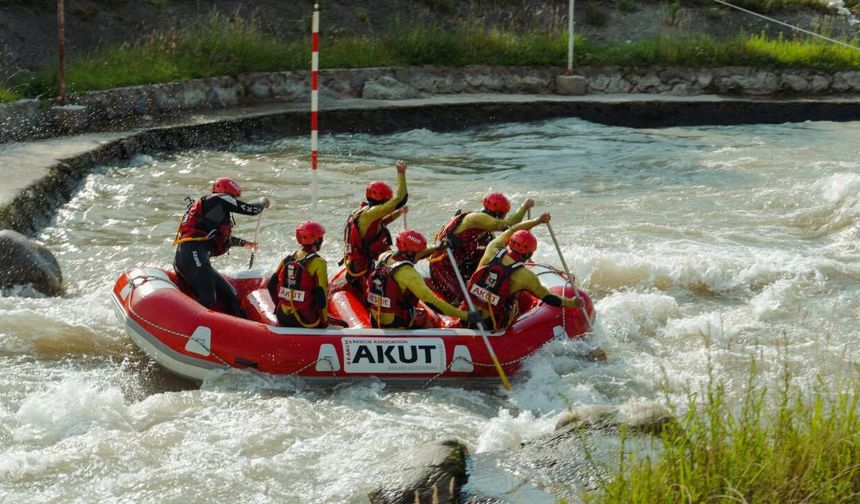 AKUT Rize'den Tayvan Ulusal İtfaiye Teşkilatı Ekipleri ile Tatbikat