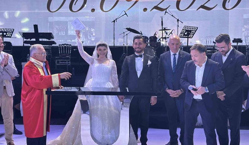 Başkan Odakır'ın mutlu günü