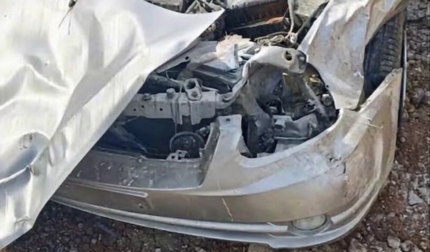 Kontrolden çıkan otomobil takla attı: 1 ölü, 2 yaralı
