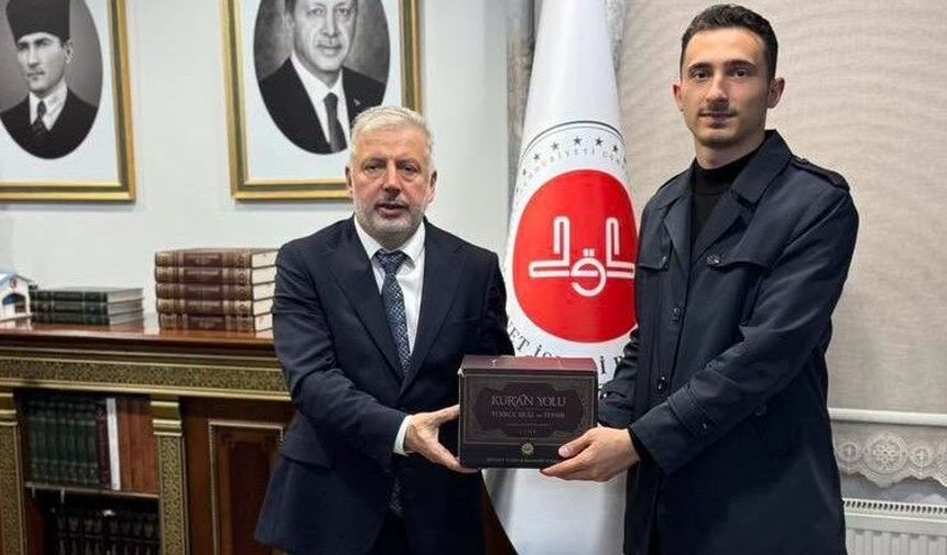 Dünya 4.’sü Hafız Abdullah Karali’ye Tebrik