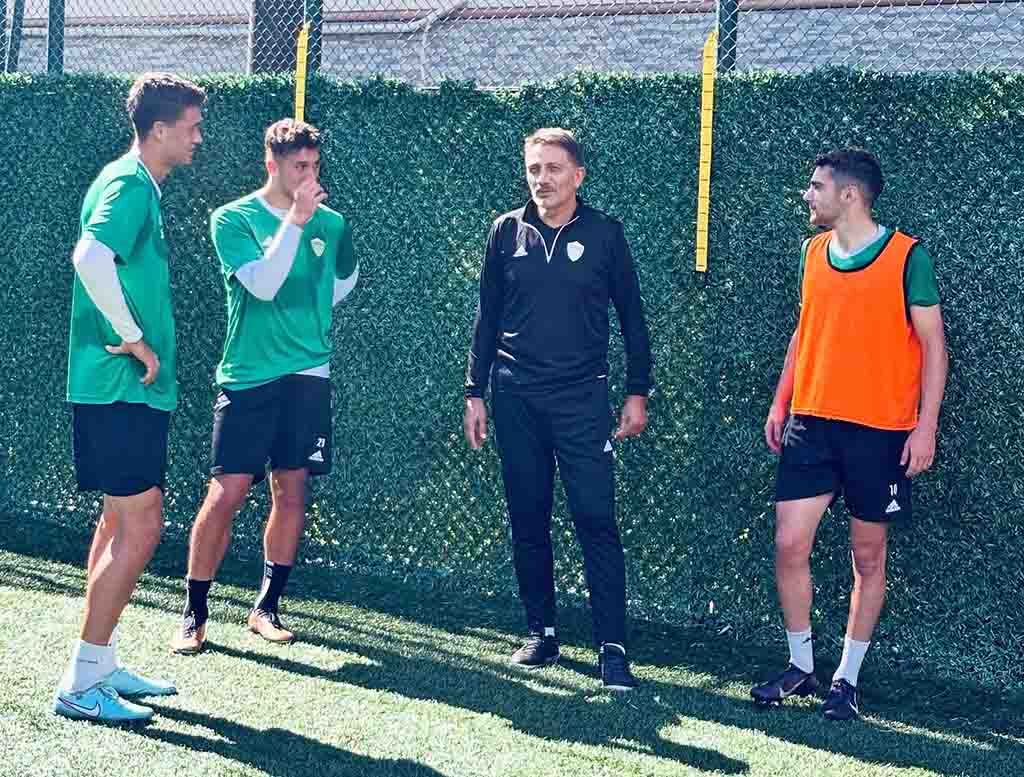 565819899 18013102853795200 4633998685535441259 N