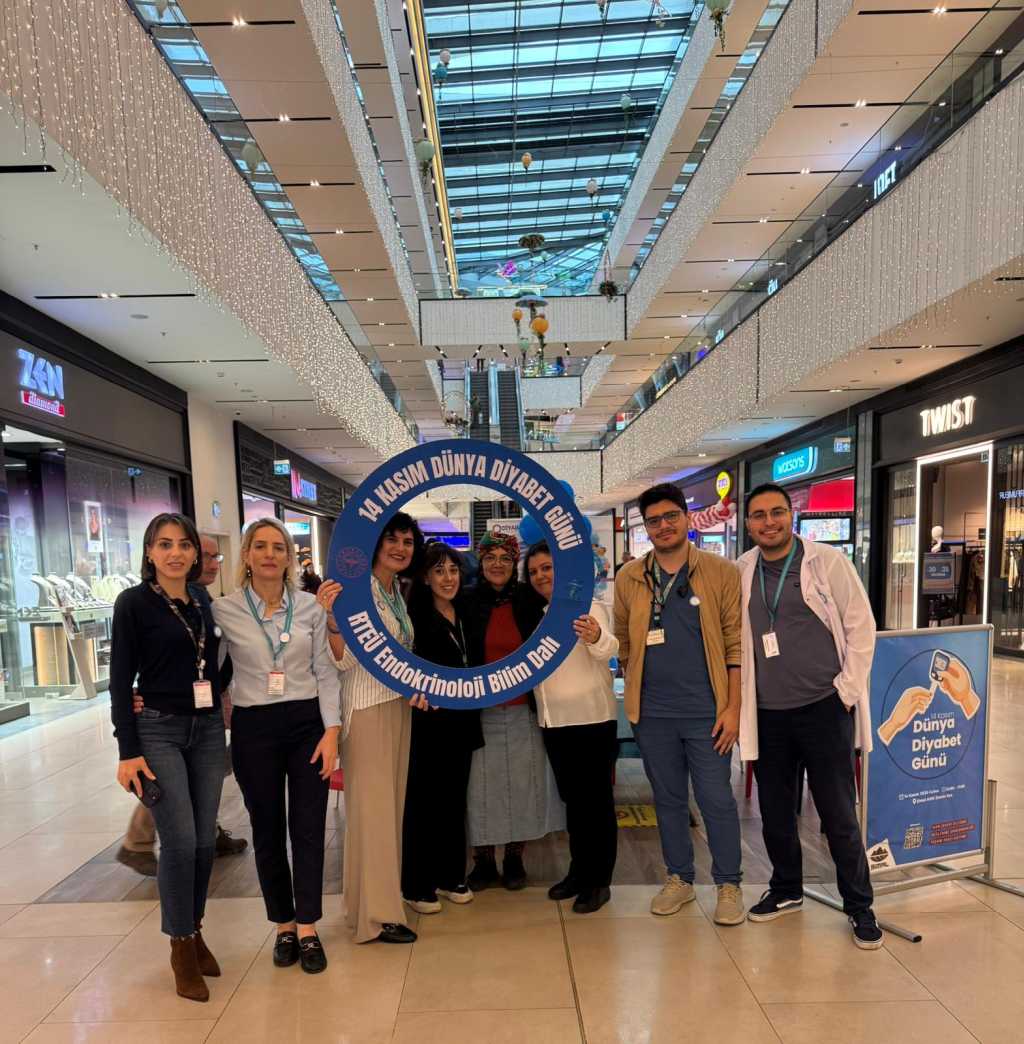 14 Kasım Dünya Diyabet Günü Kapsamında Rize’de Farkındalık Etkinlikleri Düzenlendi (18)