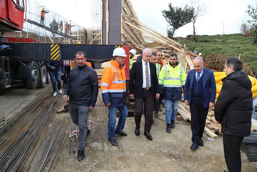 608982060 1297397885755674 7917712939780587331 N