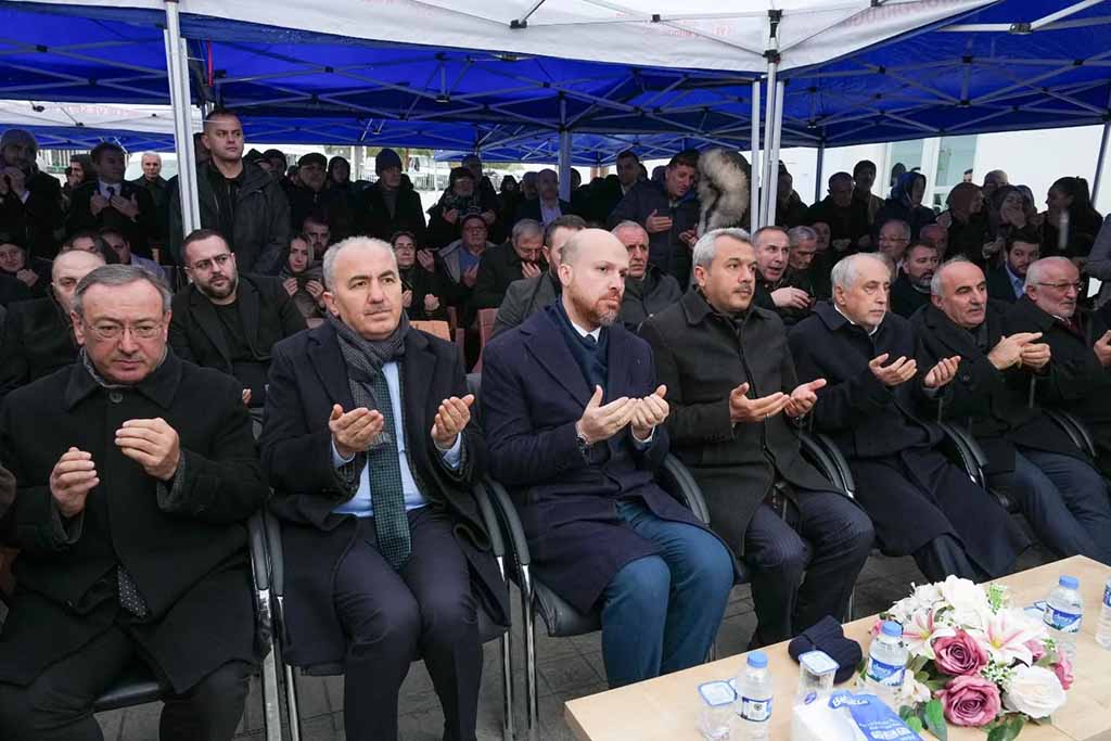 616199133 18523322620071210 659551654646450348 N