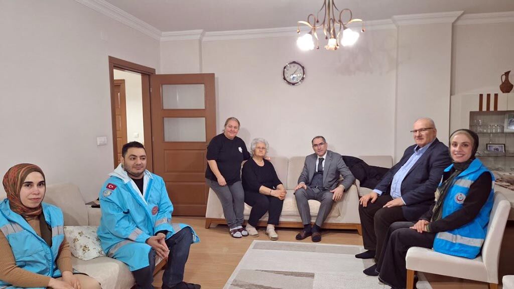 641865731 18337069240245824 3973076434547526983 N