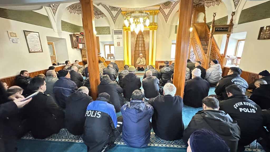 647040640 122159749088657067 290324061473844366 N