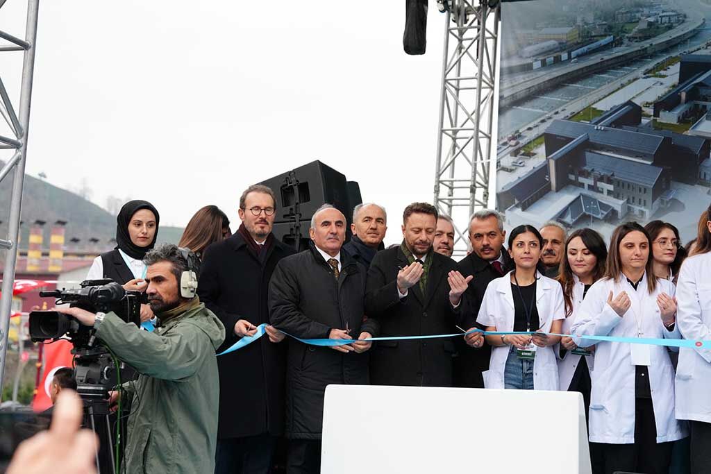 655380407 3425269520998120 4584002090499024983 N