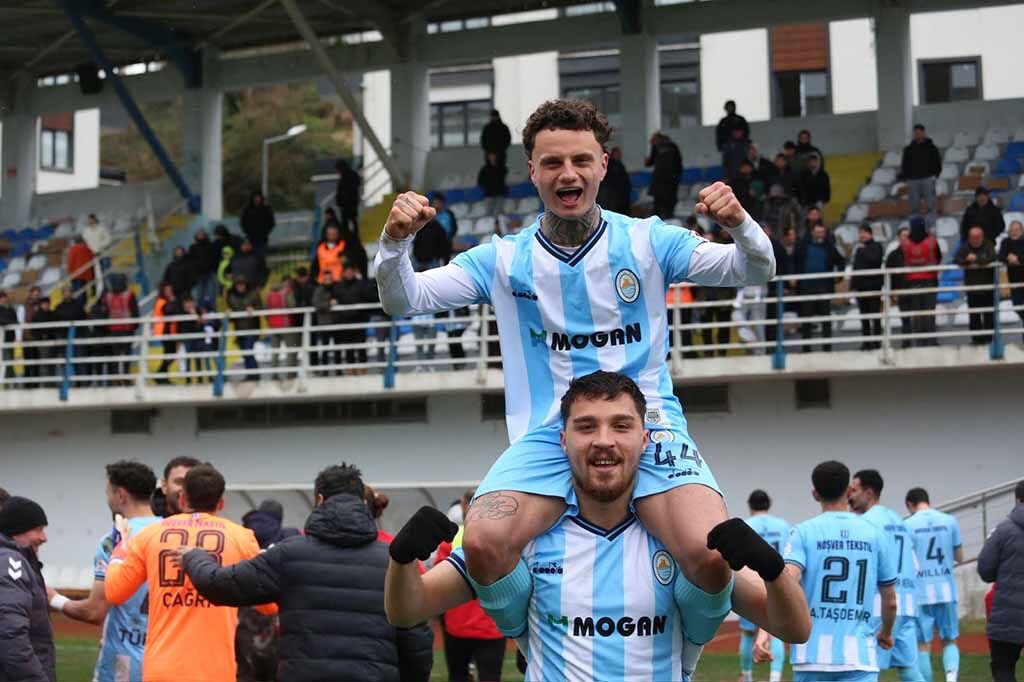 Fdbfba40 6990 442C Aa71 Ce386454D8B3