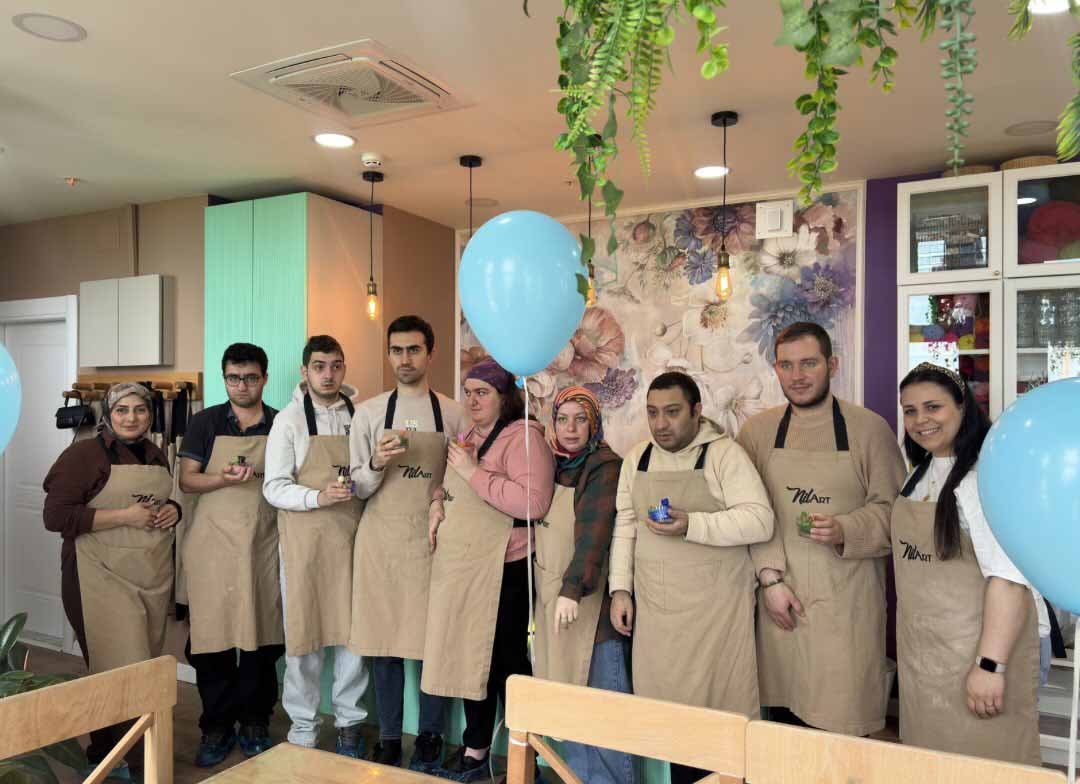 669858742 18343523893245824 8207154145891601788 N