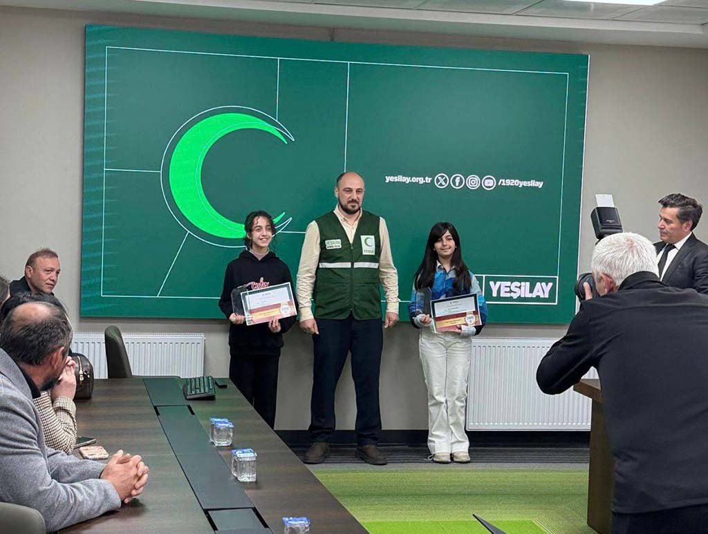 673870059 1747976436657165 9142308274771635965 N