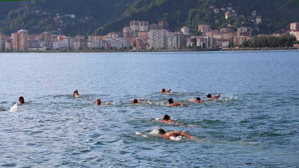 Geleneksel Rize Açık Deniz Yüzme Şenliği 003