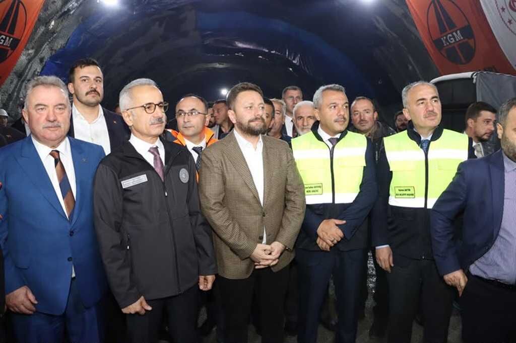Çamlıhemşin Tüneli 005