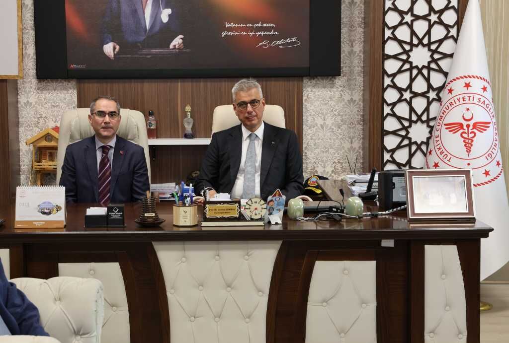 👉 Kemal Memişoğlu Rize’de Sağlık Yatırımlarını İnceledi 014