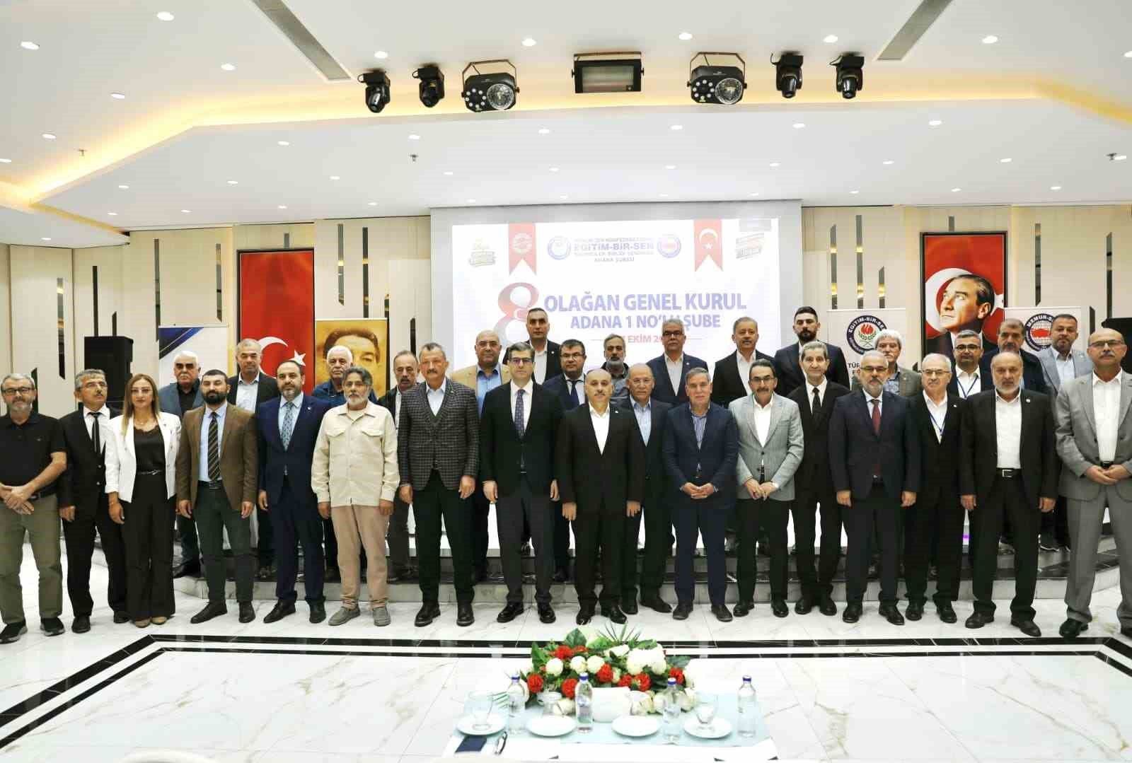 Eğitim-Bir-Sen Adana'da Mustafa Sarıgeçili yeniden başkan seçildi