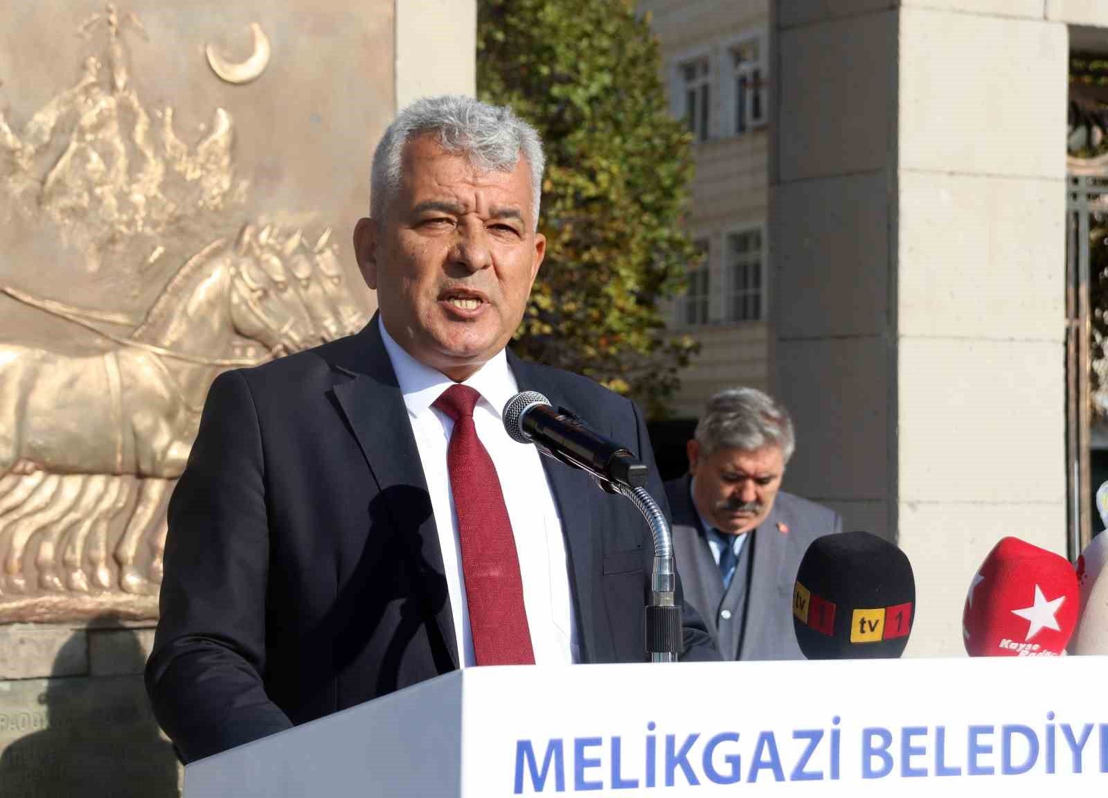 Muhtarlar 'Muhtarlık Yasası' bekliyor