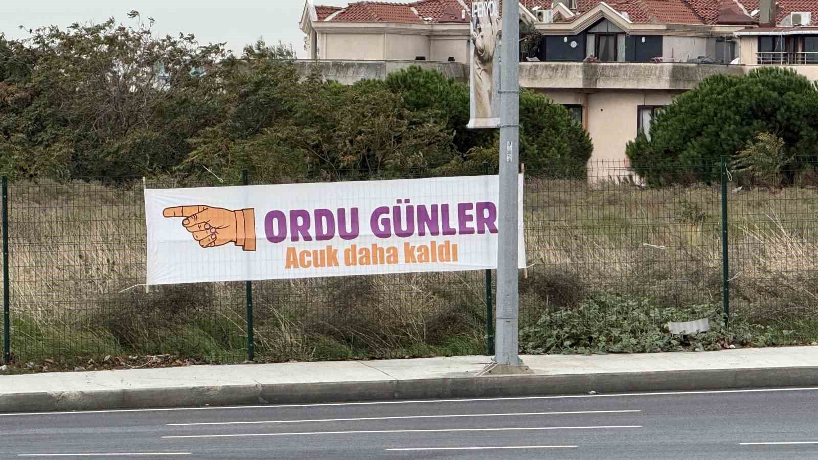 Ordu Tanıtım Günleri'nde ilginç pankartlar: 'Acuk daha kaldı'
