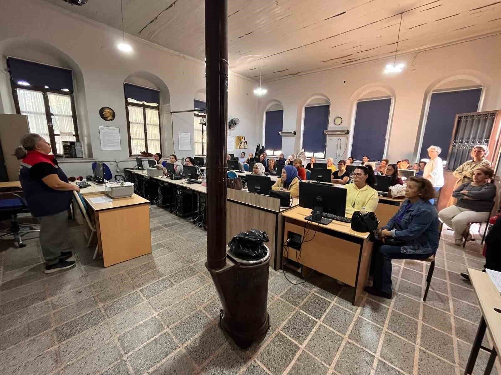 Söke'de kadınlara gıda muhafazası ve hijyen eğitimi