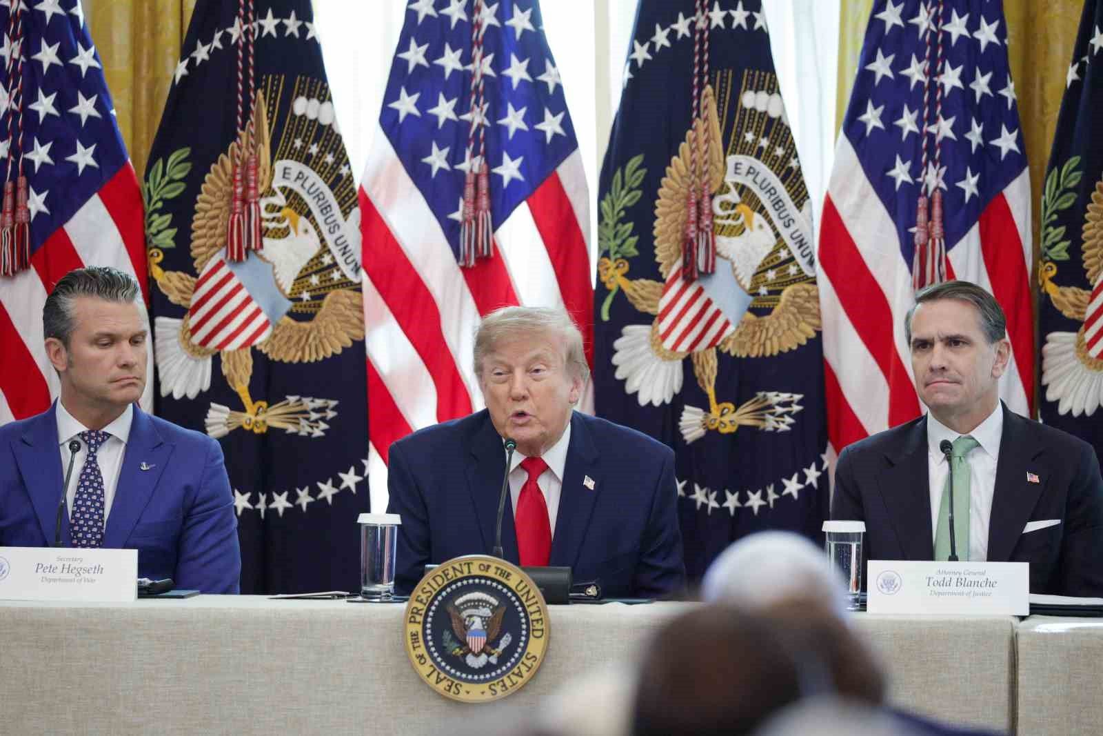 Trump: '(Rusya-Ukrayna Savaşı) Anlaşmaya belki de şimdiye kadar hiç olmadığımız kadar yakın olduğumuzu düşünüyorum'