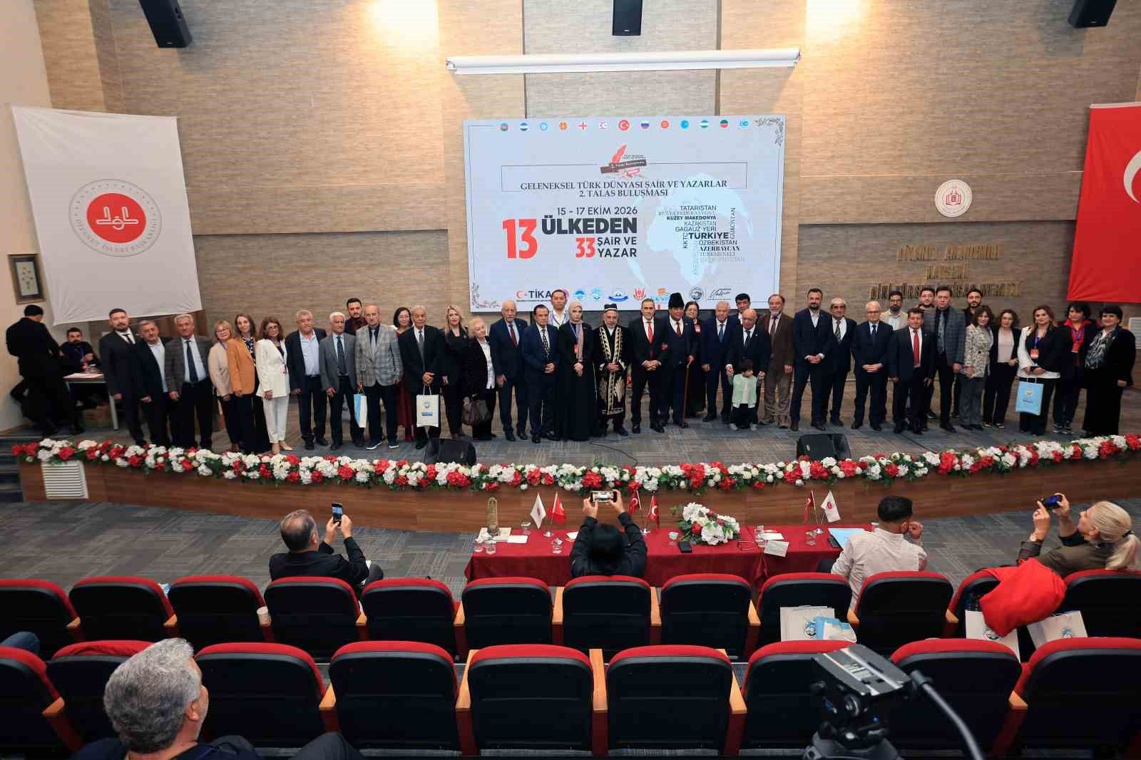 Türk dünyası Edebiyatı Talas'ta yankılandı