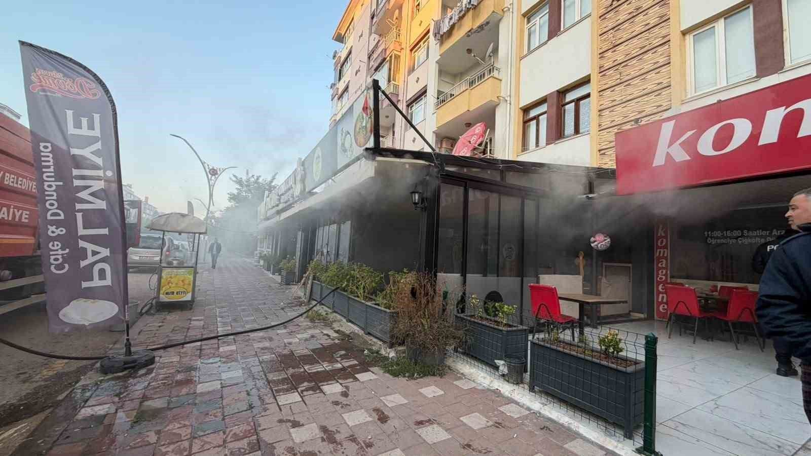 Yozgat'ta iş yerinde çıkan yangın büyümeden söndürüldü