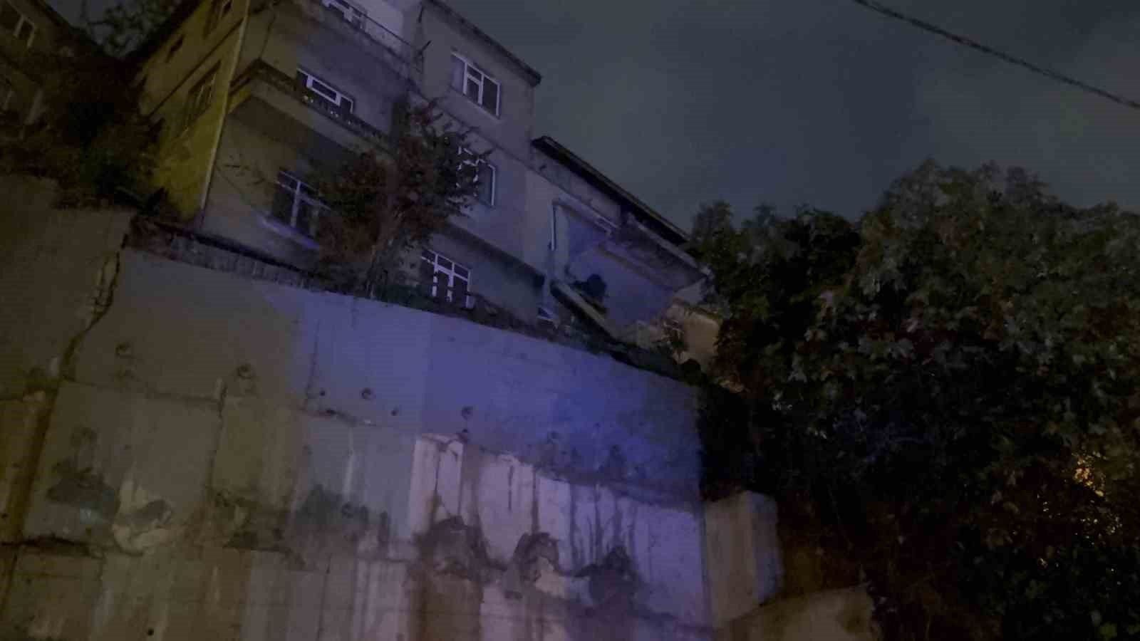 Zonguldak'ta iki katlı binada kısmi göçük meydana geldi